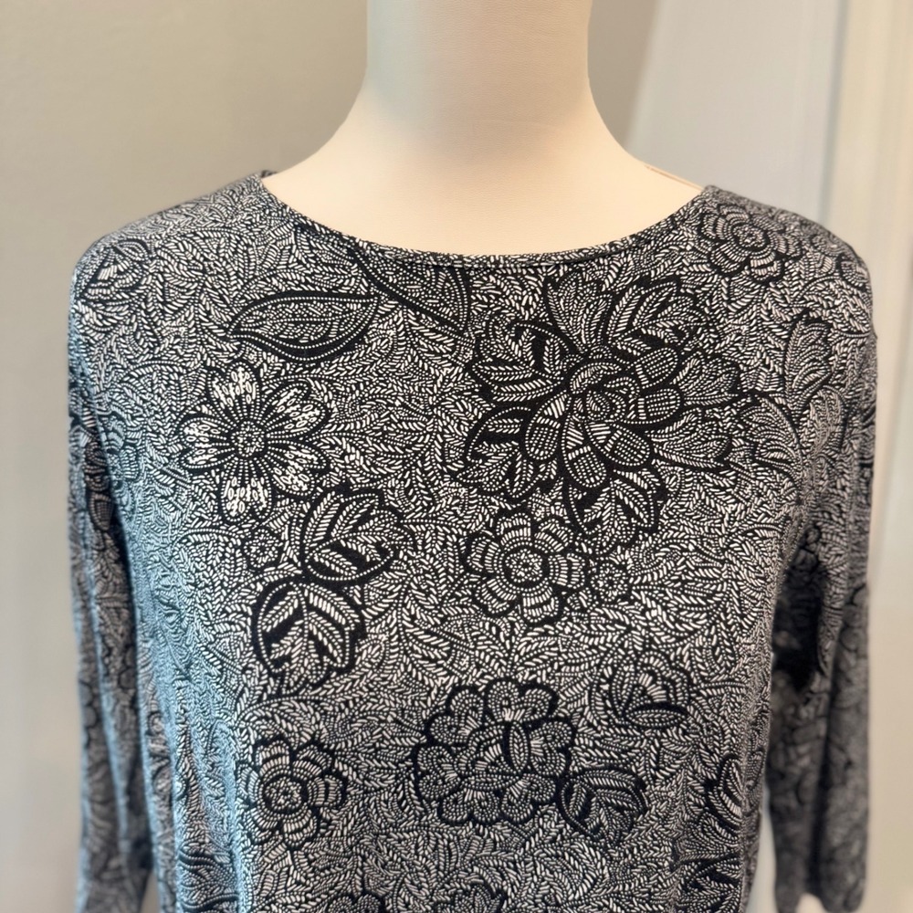 J. Jill Black White Floral Tunic Top Floral Print Versatile | Size S - Picture 3 of 9